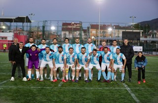 Gemlik’te İşçi Bayramı Heyecanı Yeşil Sahaya Taşındı